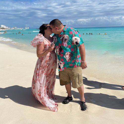 Chemise hawaïenne personnalisée pour les amateurs de chiens | Cadeau personnalisé pour les amoureux des chiots | Chemise Aloha couleur menthe à motif feuilles et fleurs