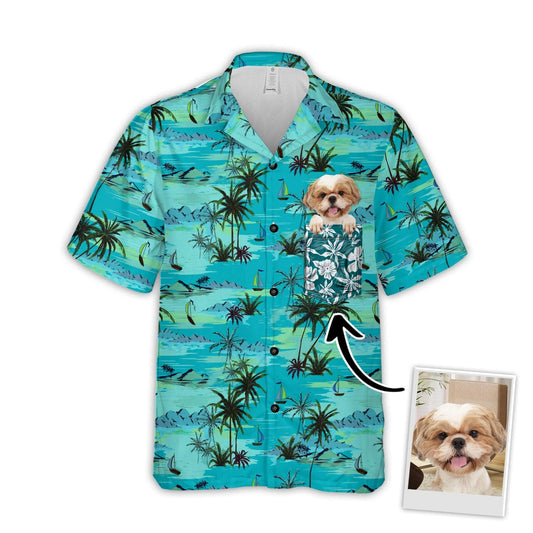 Chemise hawaïenne personnalisée avec visage d’animal de compagnie | Cadeau personnalisé pour les amoureux des animaux de compagnie | Chemise Aloha de couleur turquoise à motif palmier, plage et océan avec poche