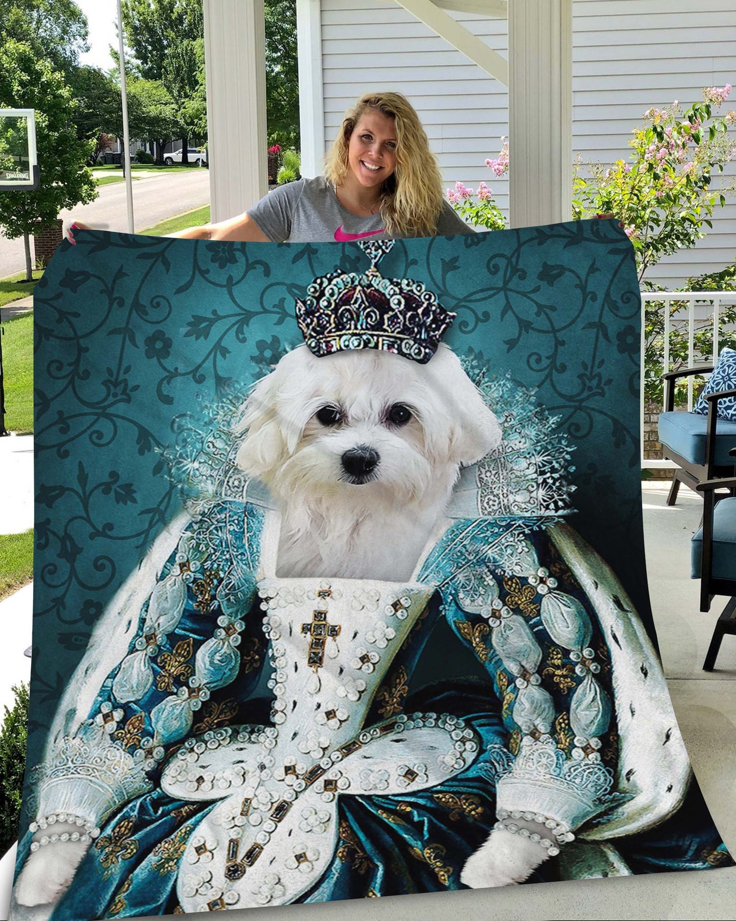 The Queen Custom Pet Blanket - Noble Pawtrait